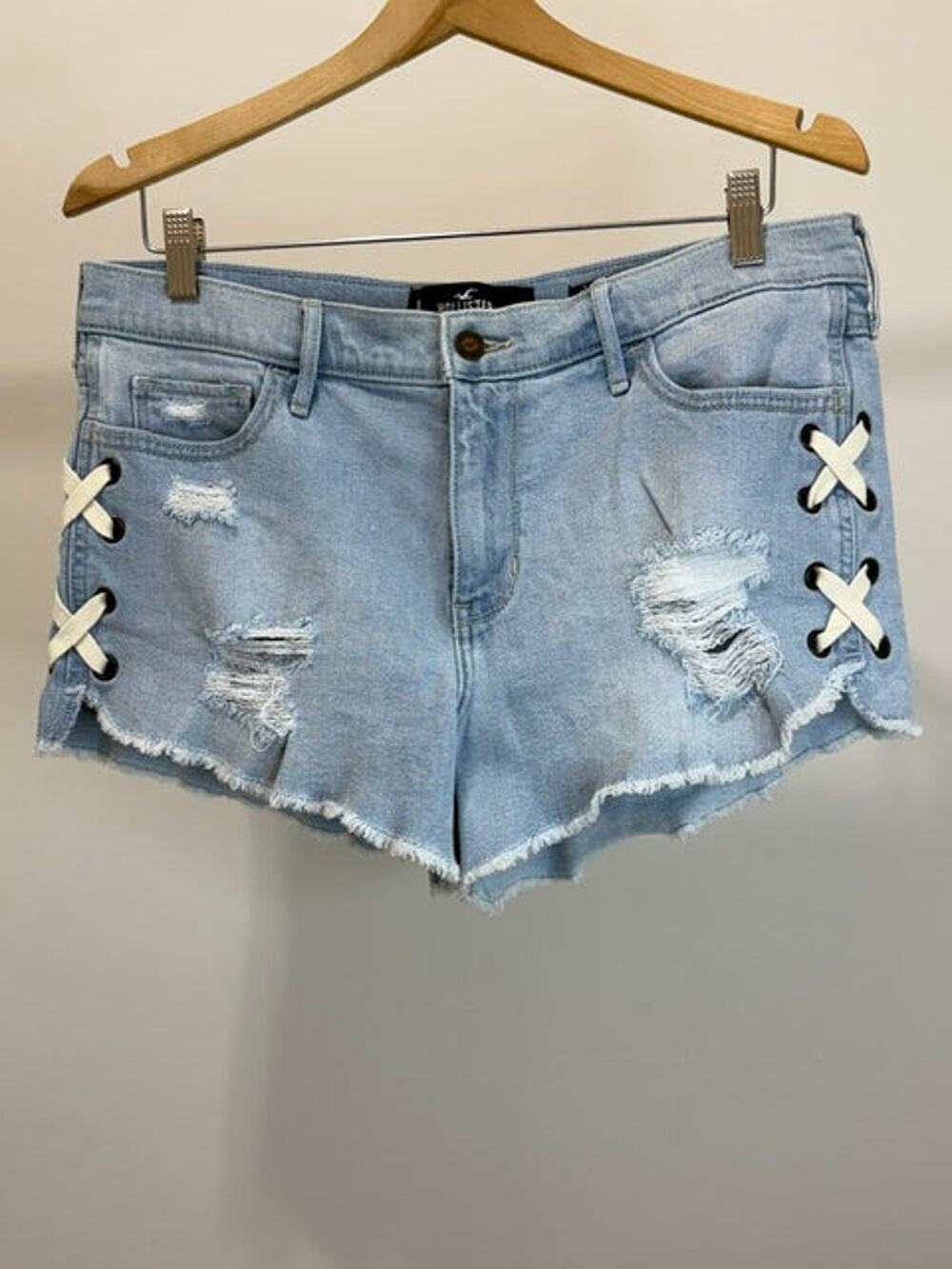 Hollister High Rise Lace Up Distressed Denim Shorts Sz15/32W